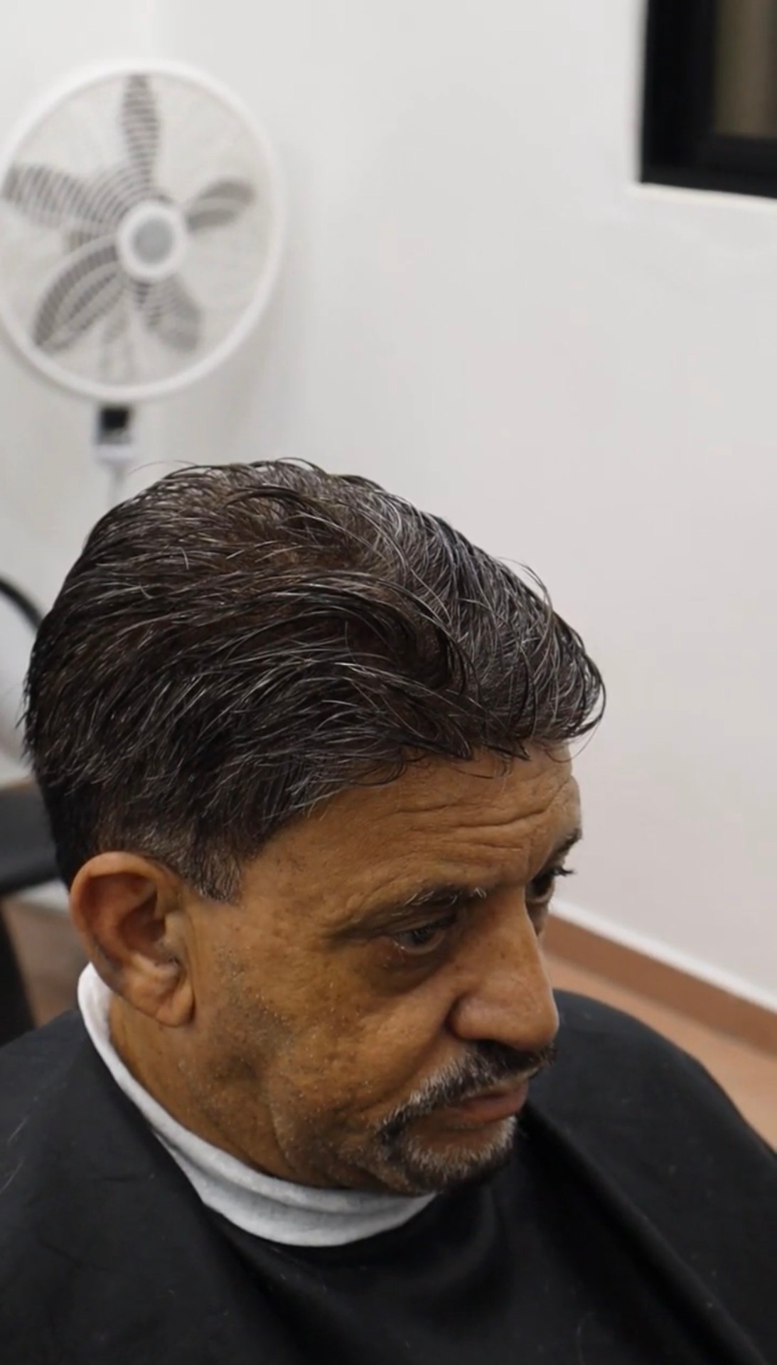 Cómo prepararse para su primera consulta capilar